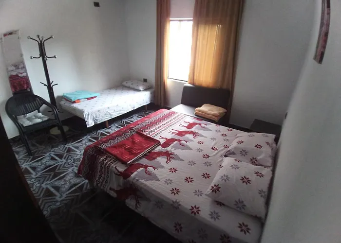 Private Flat In House 17